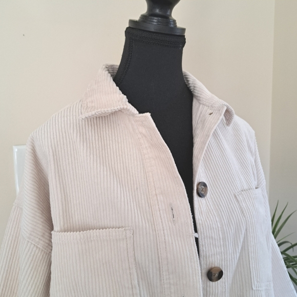 Matty M Corduroy Shirt Jacket Women's Small Cream Button Up Jacket NWT - Picture 8 of 16